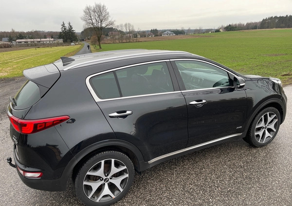 Kia Sportage cena 76999 przebieg: 140000, rok produkcji 2017 z Łochów małe 497